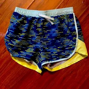 Kids large under armor shorts